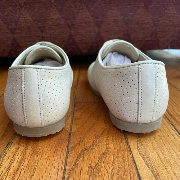 Anais & I New York Perforated Oxford shoes, BNWOT, size 33 - Picture 7 of 7